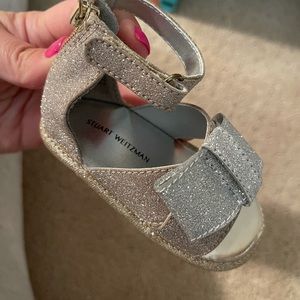 Stuart Weitzman Selina Glitter Crib sandal